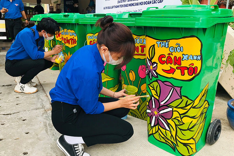 Các mẫu thùng rác sử dụng tại trường học chất lượng nhất