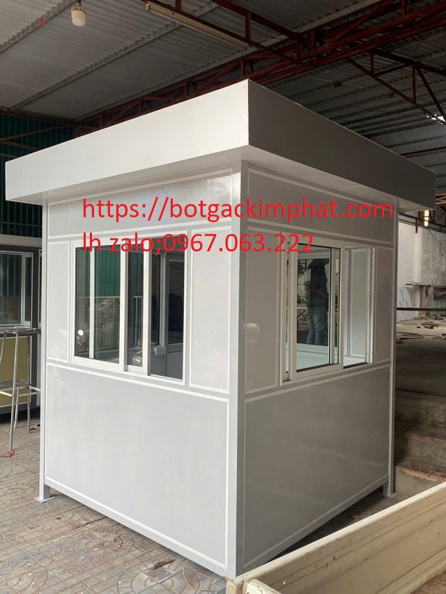 Bốt bảo vệ khung thép kích thước 2m × 2m × 2,4m của Công ty Kim Phát